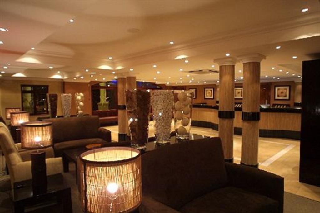 Peermont Mondior Hotel Gaborone Exterior photo
