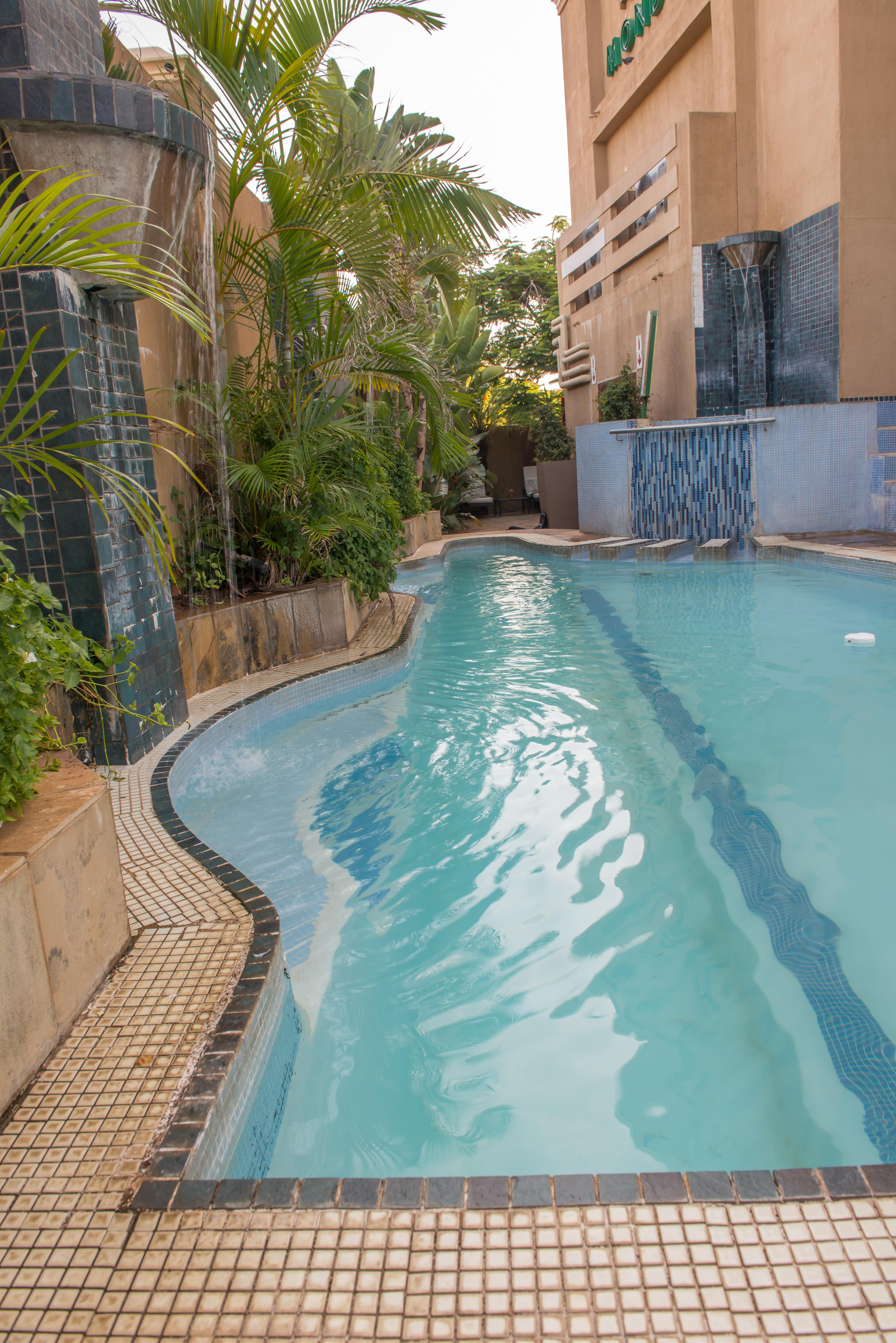 Peermont Mondior Hotel Gaborone Exterior photo