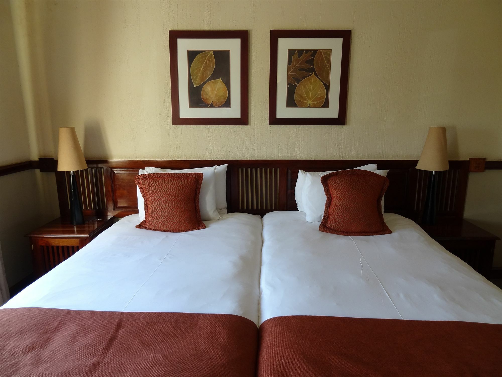 Peermont Mondior Hotel Gaborone Exterior photo
